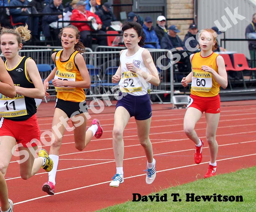 Niamh Brown Junior girls 1500 metres.
